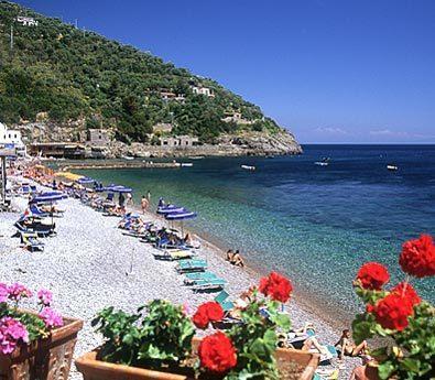 Marina Del Cantone