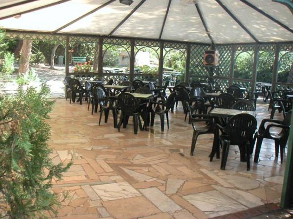 Marina Del Cantone Aparthotel