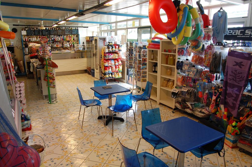 Marina Del Cantone 5*